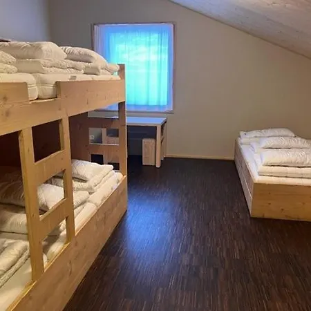 A Pousada Nova Casa Spinatscha Sedrun Quarto foto