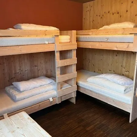 A Pousada Nova Casa Spinatscha Sedrun Quarto foto