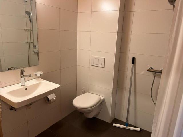 Nova Casa Spinatscha Hostel