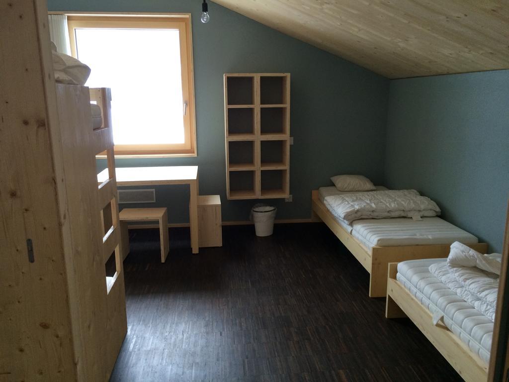 Nova Casa Spinatscha Auberge de jeunesse *