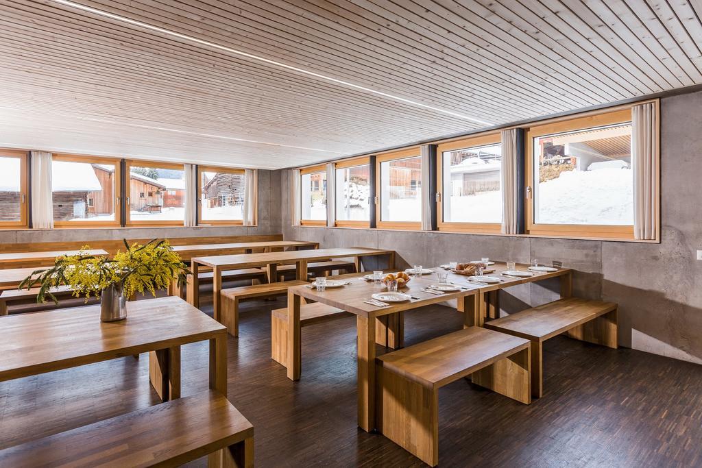 Nova Casa Spinatscha Albergue Sedrun