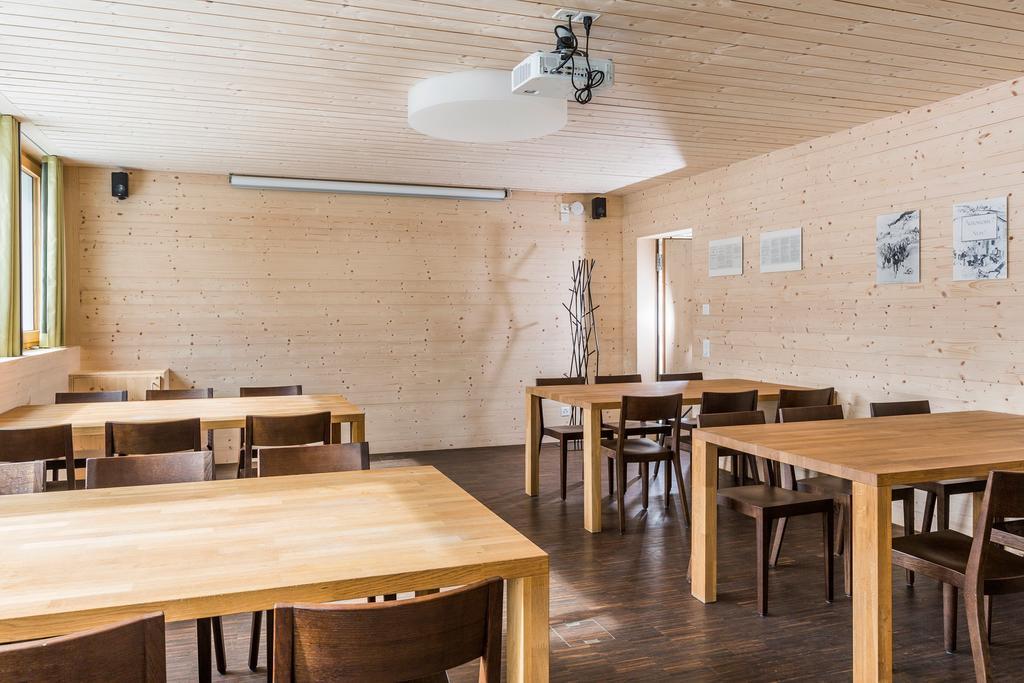Nova Casa Spinatscha Albergue *